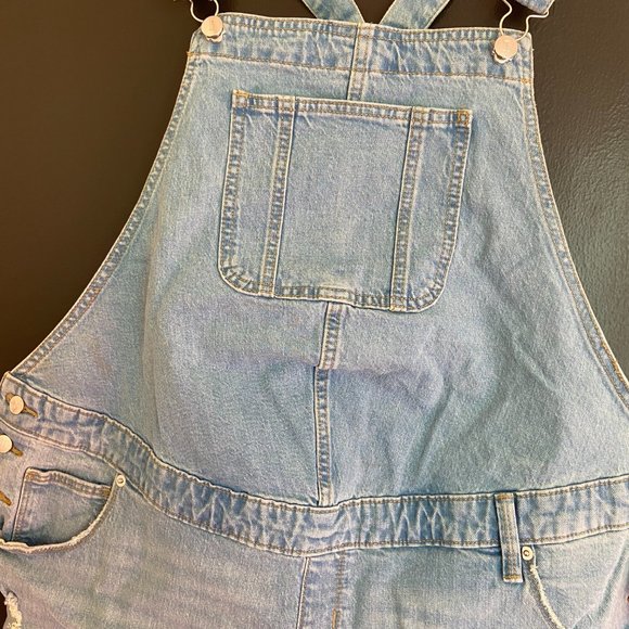 Ladies 6/28 Jean Maternity shortalls, distressed,5 pockets Gardening Gorpcore - Picture 1 of 4